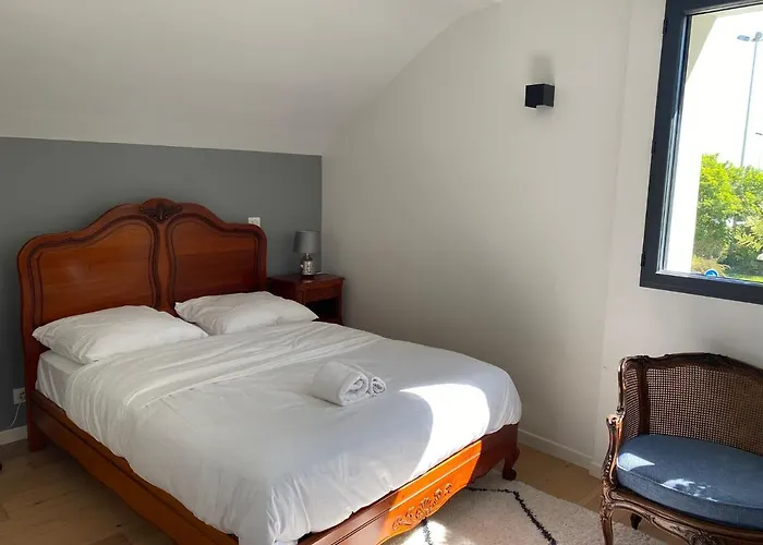 Double Tree House Villa Chatou